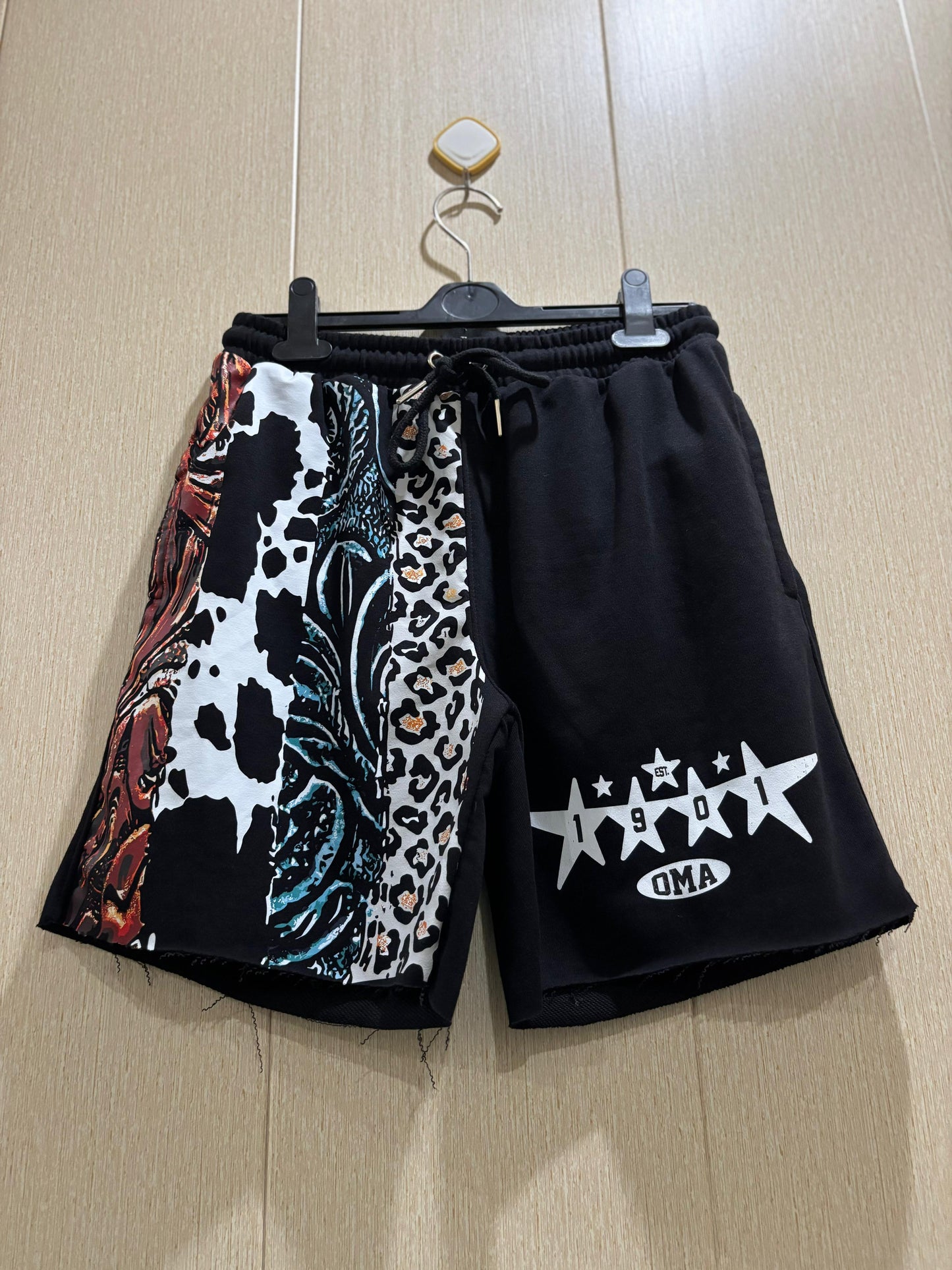 1901 Shorts